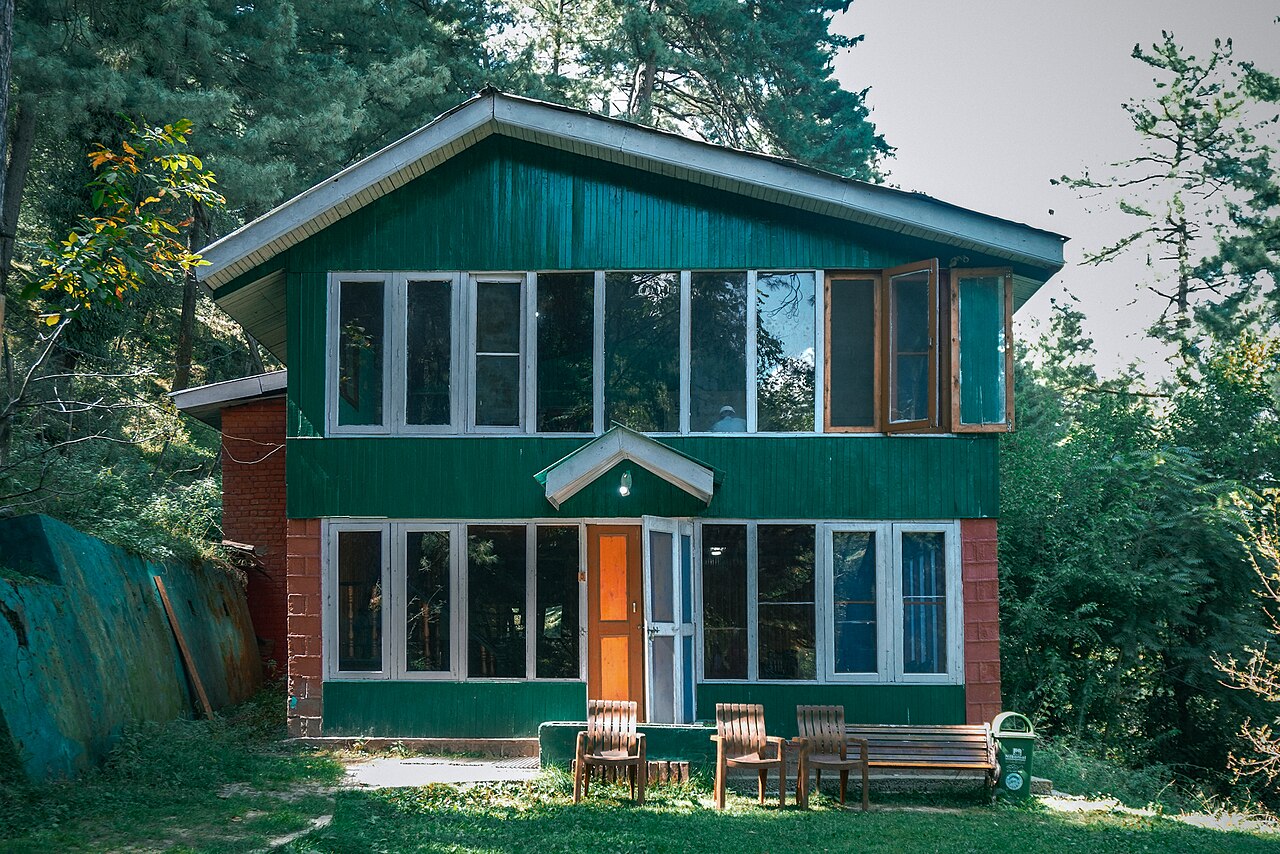 Kokernag Garden Retreat